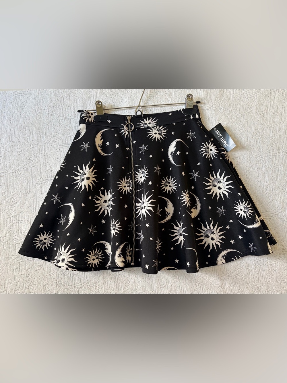 Hot Topic Celestial O-Ring Skater/Goth Skirt Black & White XS Halloween